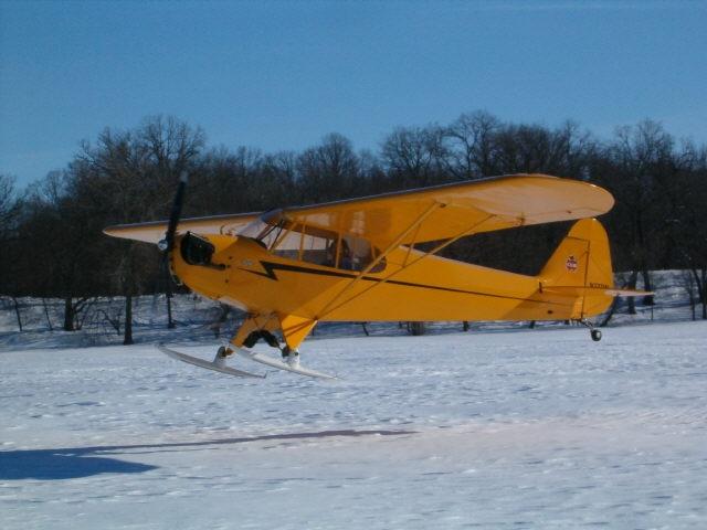 cub takeoff.JPG