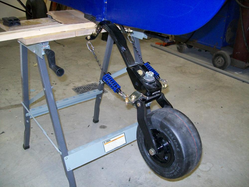 tail wheel finished 001.JPG
